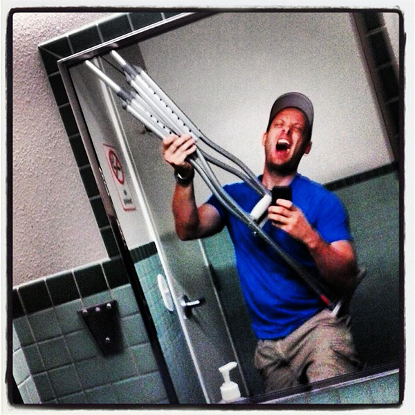 zero-dean-crutch-guitar